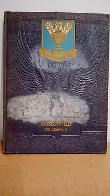 1945 Keesler Field Wwii Army Flight School Yearbook Squadron R Biloxi Ms • $225