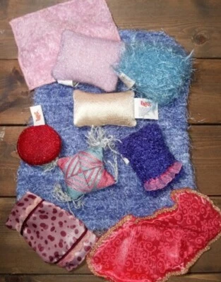 $1.04 • Buy Bratz Dolls Accessories Play Display OOAK Blankets Pillows Rugs Lot