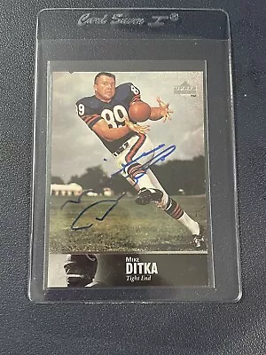 1997 Upper Deck Legends Football #29 Mike Ditka Autograph BEARS HOF Signed • $49