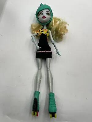 Monster High Doll Skultimate Roller Maze Lagoona Blue • $28.99