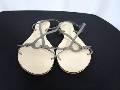 Ecote Urban Outfitters Gray Leather Strappy Flat Sandals Women Sz 9 • $13.99