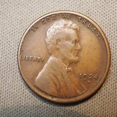 1924 *s* **** Lincoln Head Cent  *nice Coin*  - Free Shipping X3945 • $4