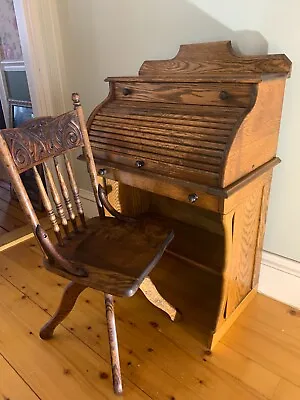 Antique Oak  Childs  Victorian  Roll / Cylinder Top Desk W/Chair • $699