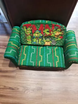 Vintage TMNT Teenage Mutant Ninja Turtle Kids Coach Bed Spin Master Green  • $75