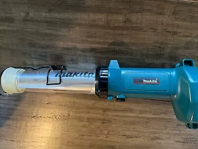 Makita ML143 14.4V  W Fluorescent Cordless Work Light Flashlight-TOOL ONLY. • $12.90