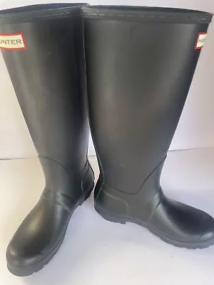 Hunter Womens Black Rubber Rain BOOTS Original Tall 7 Med Wft1000rma • $10.50