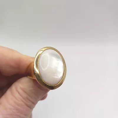 Vintage  Estate C1960 10k Gold Vermeil Mother Of Pearl Bezel Set Solitaire Sz.8 • $173.65