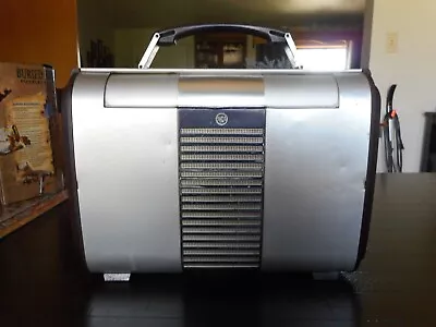 Vintage RCA Victor Model  8BX6 Portable AM Radio For Parts Or Repair  As-Is • $19.99