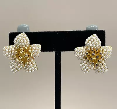 Earrings Mma Metropolitan Museum Of Art Clip On Faux Pearls Flower Gold Tone • $28.65
