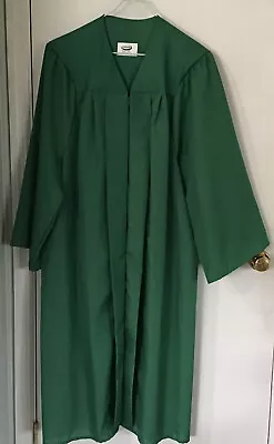 GREEN MATTE JOSTENS GRADUATION GOWN Size  5’7-5’9  Excellent • $7.32