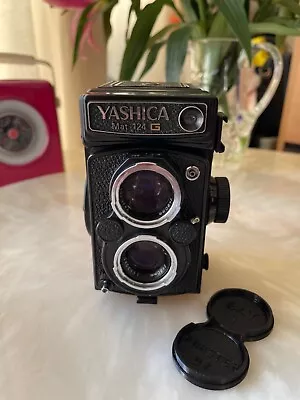 Yashica  Mat-124G TLR Medium Format Camera Film Tested Please Read. • £135.99