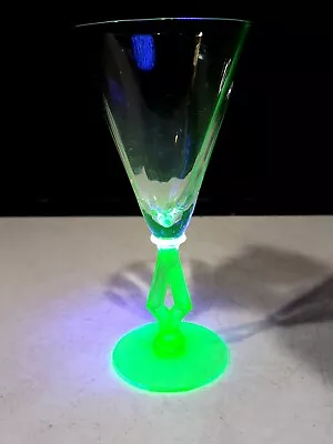 Morgantwon ART MODERNE Green 7 3/4  WATER GOBLET Glass Uranium • $59.99