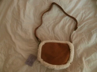 £6 • Buy Fat Giraffe Women's Shoulder/Belt Bag Faux Suede & Fur Size 8 X7 X3  New