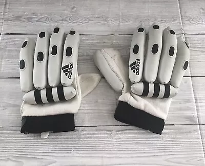 £25 • Buy ADIDAS CRICKET BATTING GLOVES - Youth Right Hand White Black