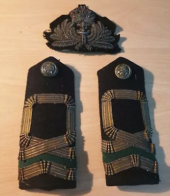 WW2 Royal Naval Volunteer Reserve Special Branch Lt's Cap Cockade & Epaulettes • $118.12