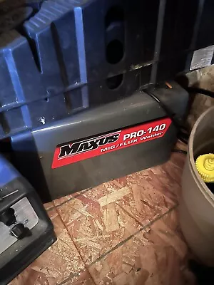 Maxus Pro-140 Mig/Flux Welding Machine • $50