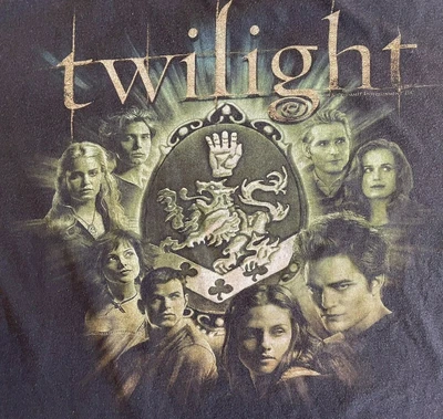 $74.99 • Buy Twilight Shirt XL Cullen Family Crest Lion Bella Edward Alice Movie Saga