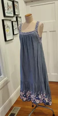 Kireina Size 14 ( L ) Blue Pink & White Embroidered Floral Sleeveless Maxi Dress • $50