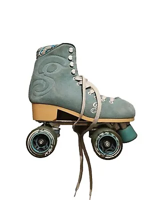 Candi Girl Carlin Skates Size 8 Seafoam Suede Roller Derby Quad • $27