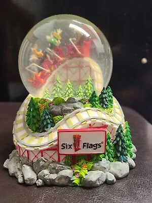 Six Flags Exclusive Looney Tunes SnowGlobe Bugs Taz Marvin Daffy Sylvester RARE • $45.99