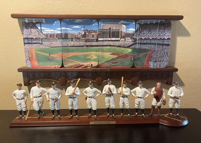 $439 • Buy Danbury Mint 1927 New York Yankees Figurines & Yankee Stadium Plate Collection