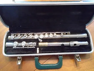Bundy Selmer Flute  • $59.99