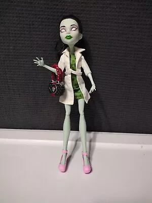 Monster High 11   Doll  Scarab Ghost Tru Exclusive  Heart Love Fashion 2008... • $49.99