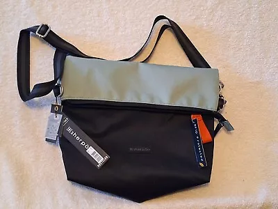 Sherpani Vale AT Black Mint Green Reversible Crossbody Bag NWT • $44.99