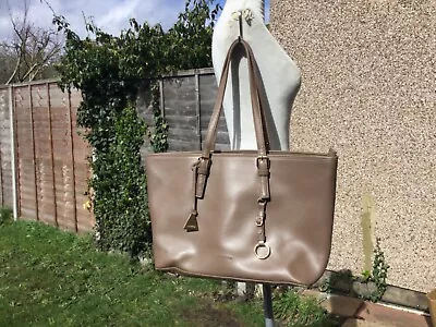 L Credi Genuine Mink Taupe Leather Large Shoulder Bag • £8