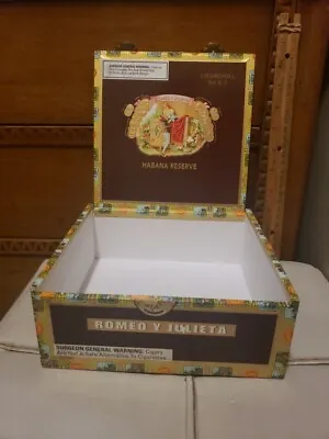 Romeo Y Julieta Cigar Box - Habana Reserve Churchill Handmade Honduras - EMPTY • $18.95