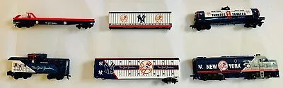 Collectible Rare Danbury Mint New York Yankees Train Cars - Good Condition • $177