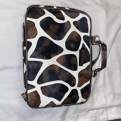 Modella Giraffe Print Cosmetic Bag- 2 Zip Pockets Inside. • $9.99