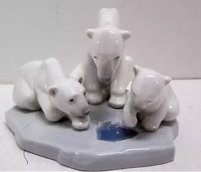 Lladro No. 1.443  Familia De Osos  Polar Bear Family Group Figurine • $10