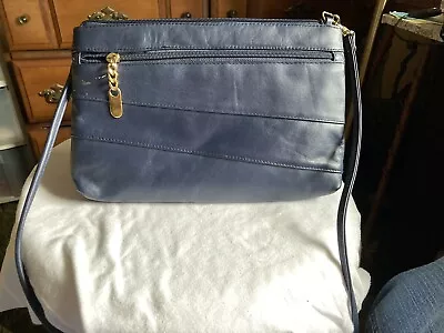 Cabin Creek Blue Leather Clutch Pocketbook Handbag With Zippered Pockets • $20