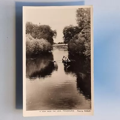 Pangbourne Postcard C1950 Real Photo Lock View Young Men Rowing Berkshire • £7.95