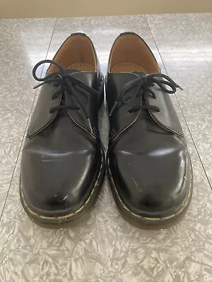 Dr. Martens AirWair  Mens 9 • $20