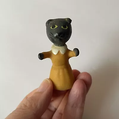 Vtg Mr Rogers Henrietta Pussycat Finger Puppet Ideal 1977 Mr Rogers Playset  • $125