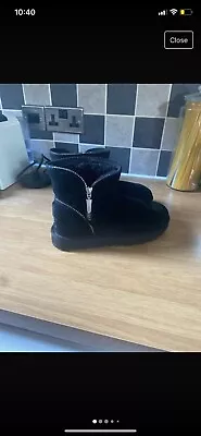 Black Ugg Boots Size 5 • £10