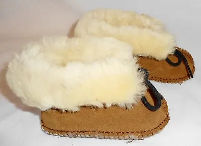 Minnetonka Children's Moccasins Size 1 Brown Slippers Baby/Toddler Sheep Leather • £9.73