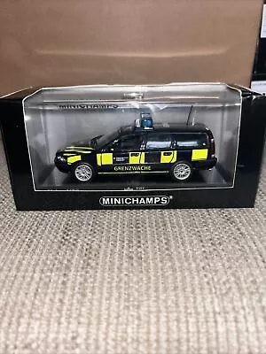 1:43 Minichamps 430171885 Volvo V70 Break Mint Boxed Rare Police Grenzwache GWK • £80.99