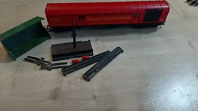 Hornby 00 Royal Mail TPO Coach With Mail Accessories • £5.50