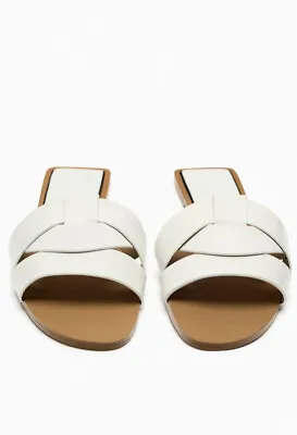 $40 • Buy Zara White Sandals Size 9