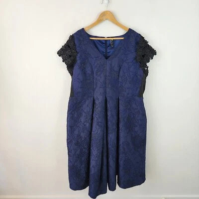 $89.90 • Buy TS Taking Shape Dress Womens 20 Blue Black Lace Sleeve Cocktail Formal Wedding 
