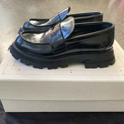 $690 • Buy Alexander McQueen Loafers
