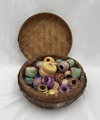 Vintage Round Sewing Wicker Rattan Basket Woven Painted Lid W TATTING THREAD • $22.99