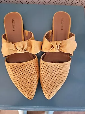 Indigo Rd. Women's Perforated Suede Slip On/Mules In Mustard Color Size 7.5 M... • $14