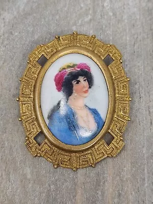 Vintage Hand Painted Portrait Cameo Brooch Pin Porcelain C-Clasp Gold Tone Lady • $27.99