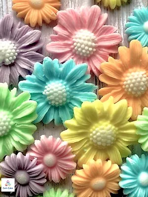 Edible Pastel Daisies Fondant  Sugar Flowers Cupcake Toppers Birthday Wedding • £6.95