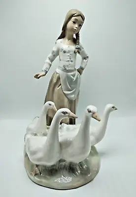 RARE VINTAGE Zaphir By Lladro Large Figurine Girl With Geese  13 T X 10 W • $115