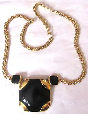 Vintage Signed Monet Black Enamel & Gold Tone Pendant Style Necklace • $15